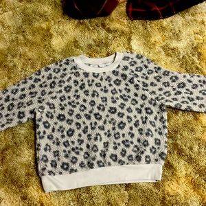 Old Navy size small sweater
